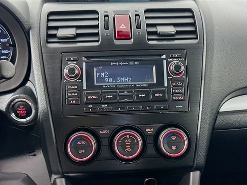 Used 2015 Subaru Forester 2.5i Touring AWD/4WD image 15