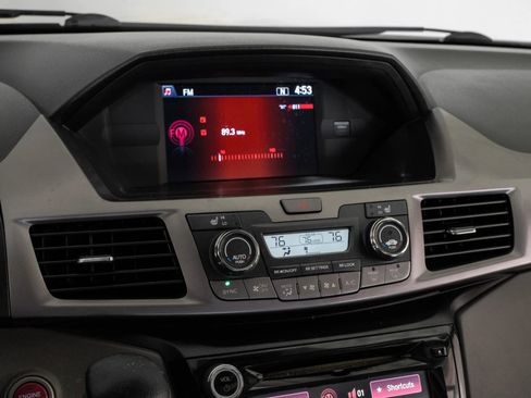 Used 2017 Honda Odyssey EX-L image 22