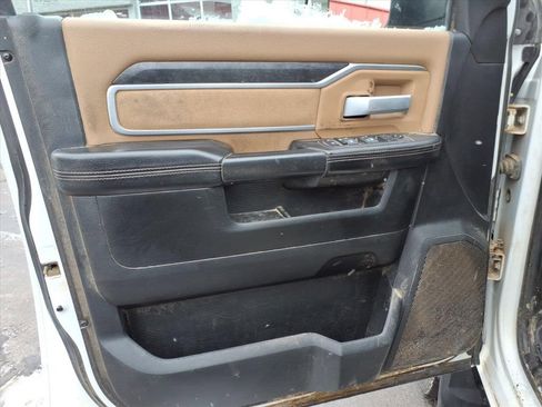 Used 2019 RAM 3500 Big Horn image 13