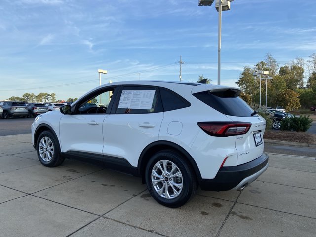 Used 2025 Ford Escape Active FWD image 10