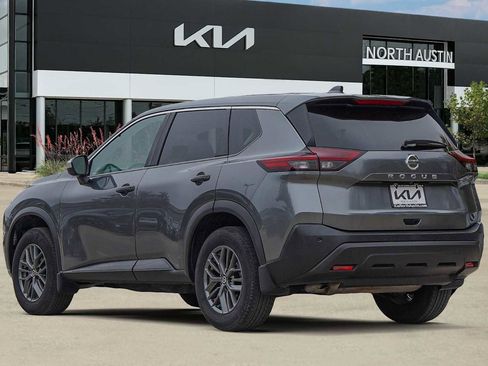 Used 2021 Nissan Rogue S image 5