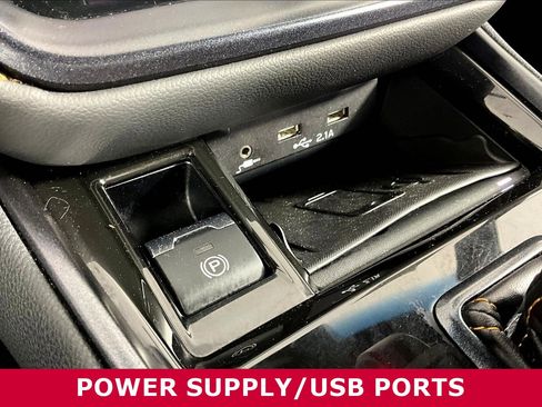 Used 2022 Subaru Outback Wilderness w/ Wilderness Package AWD/4WD image 14