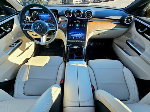 Used 2023 Mercedes-Benz C 300 4MATIC Sedan image 30