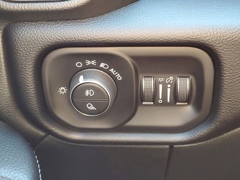 Used 2026 RAM 3500 Laramie image 21