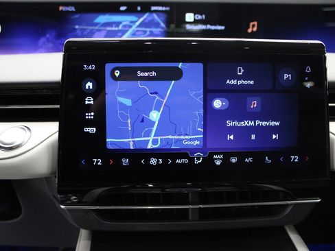 Used 2024 Lincoln Nautilus Reserve image 26