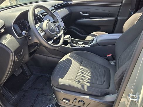 Certified 2024 Hyundai Santa Cruz SEL FWD image 10