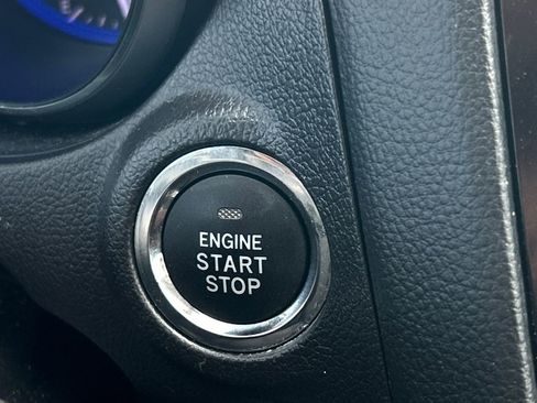 Used 2017 Subaru Outback 2.5i Touring image 32