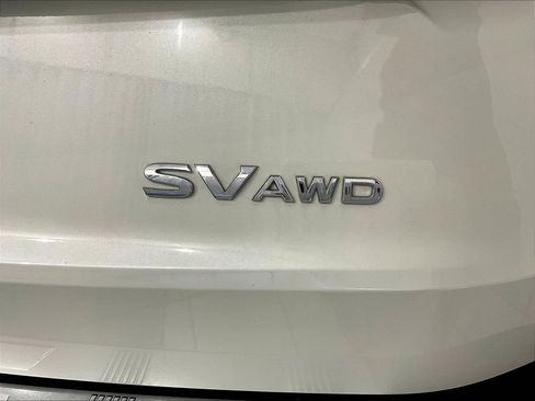 Used 2023 Nissan Rogue SV AWD/4WD image 28