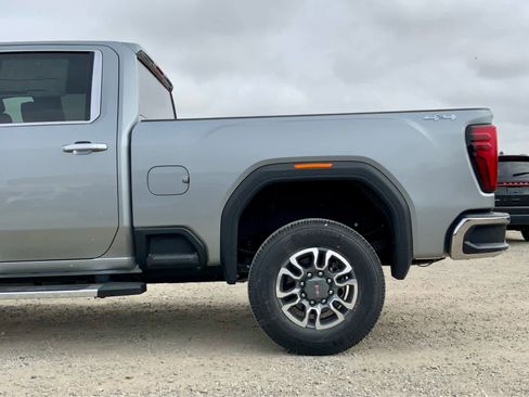 New 2026 GMC Sierra 3500 SLT image 12