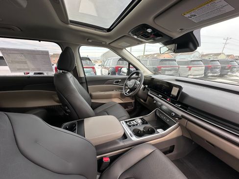 New 2026 Kia Carnival SX image 39