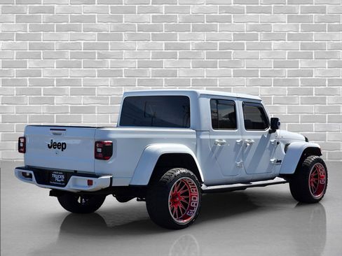 Used 2021 Jeep Gladiator Overland AWD/4WD image 5
