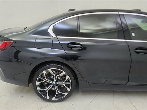 Used 2025 BMW 330i xDrive Sedan image 12