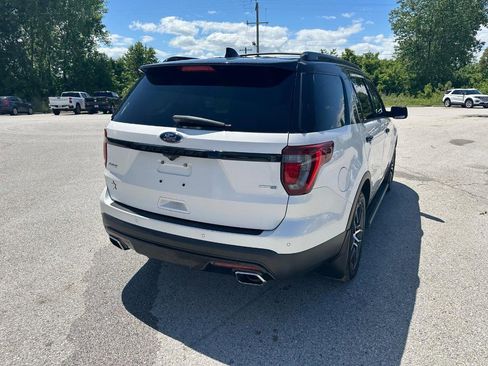 Used 2017 Ford Explorer Sport w/ Equipment Group 401A AWD/4WD image 5