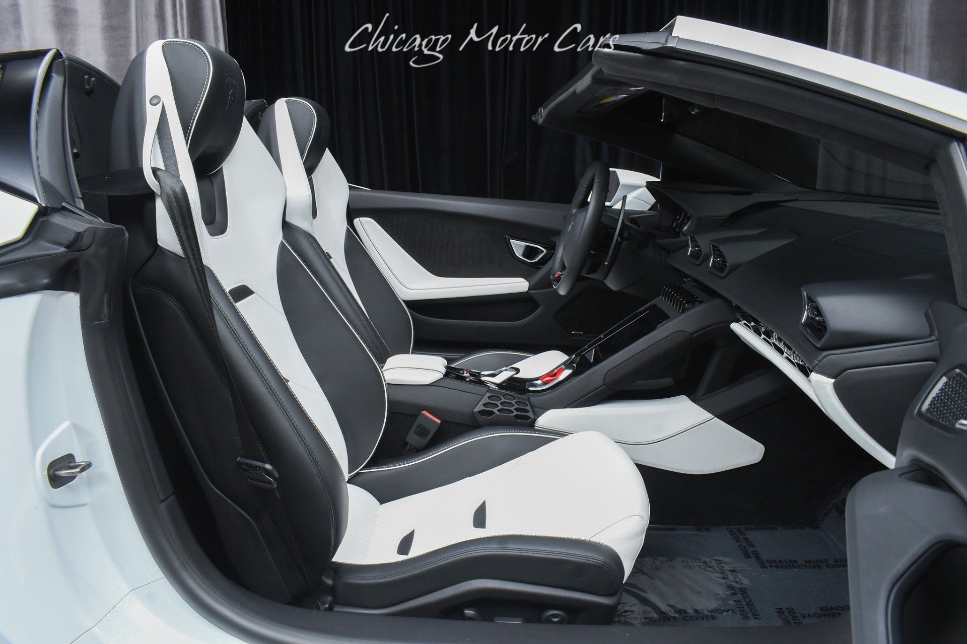 Used 2024 Lamborghini Huracan EVO AWD/4WD image 22