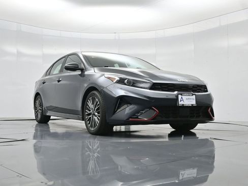 Used 2024 Kia Forte GT-Line image 37