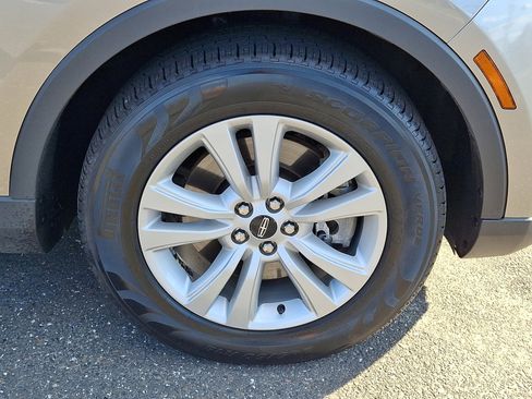 Used 2016 Lincoln MKX Premiere image 9