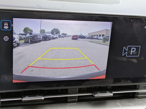 Used 2024 Hyundai Kona SEL FWD image 25