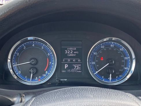 Used 2018 Toyota Corolla LE FWD image 22