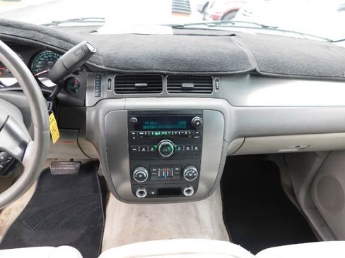 Used 2007 Chevrolet Tahoe LS image 19