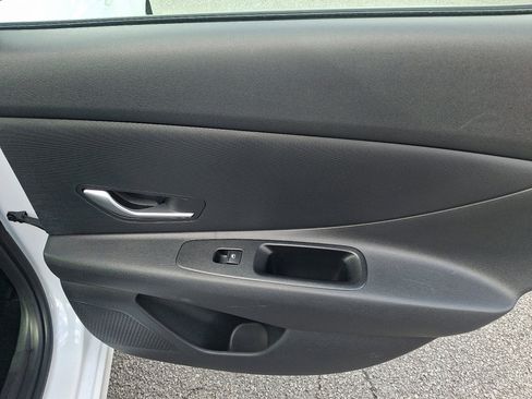 Used 2024 Hyundai Elantra SEL image 14