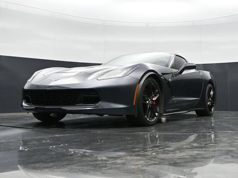 Used 2014 Chevrolet Corvette Stingray Coupe RWD image 38