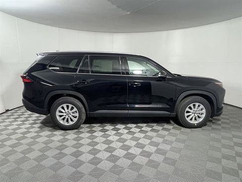 New 2026 Toyota Grand Highlander AWD image 8