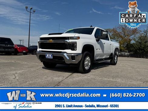 Used 2024 Chevrolet Silverado 3500 LT image 7