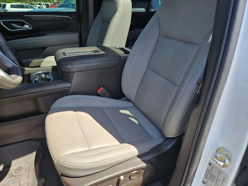 Used 2023 Chevrolet Tahoe Z71 w/ Luxury Package AWD/4WD image 22