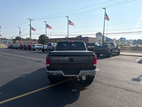Used 2017 RAM 1500 Big Horn AWD/4WD image 6