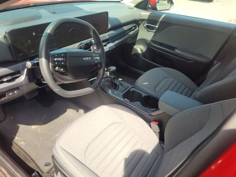 Certified 2025 Kia K4 EX FWD image 10