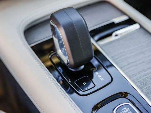 Used 2024 Volvo XC90 T8 Plus w/ Protection Package Premier image 28