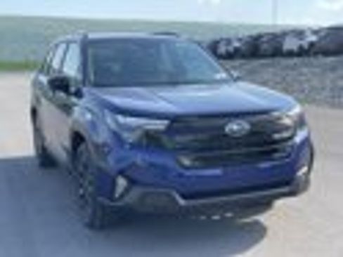 Used 2026 Subaru Forester Sport AWD/4WD image 3
