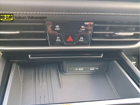 New 2026 Volkswagen Atlas SEL Premium R-Line AWD/4WD image 13