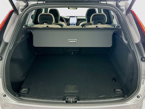 New 2026 Volvo XC60 B5 Core image 24