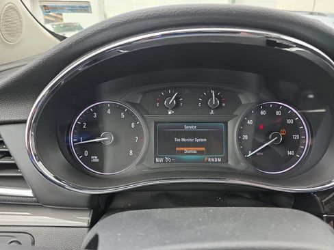 Used 2017 Buick Encore Preferred w/ Experience Buick Package FWD image 5