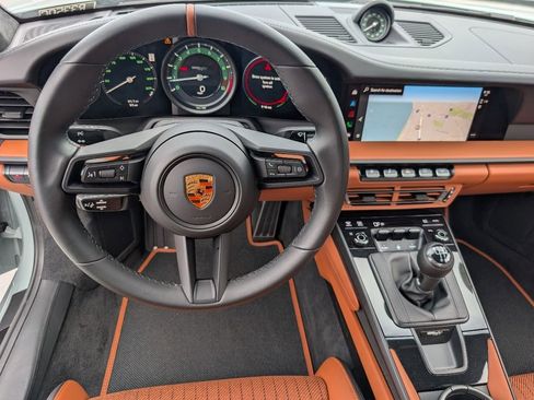 Certified 2024 Porsche 911 GT3 RS RWD image 21