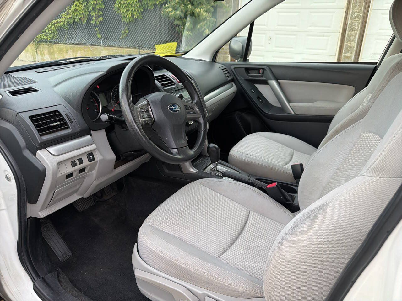 Used 2014 Subaru Forester 2.5i AWD/4WD image 7