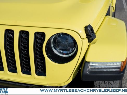 Used 2023 Jeep Gladiator Sport S image 10