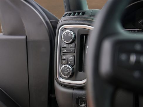 Used 2021 GMC Sierra 1500 AT4 w/ AT4 Preferred Package image 15