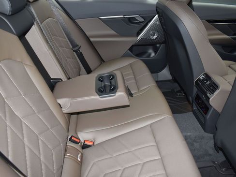 New 2026 BMW 530i w/ M Sport Package image 21