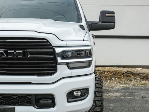 Used 2023 RAM 2500 Tradesman w/ Chrome Appearance Group AWD/4WD image 40
