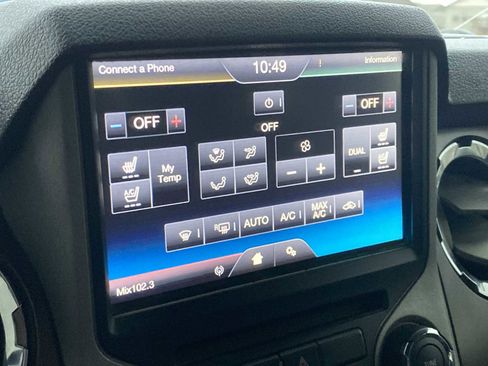 Used 2015 Ford F250 Lariat w/ Lariat Interior Package image 20