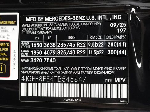 Used 2026 Mercedes-Benz GLS 580 4MATIC image 41