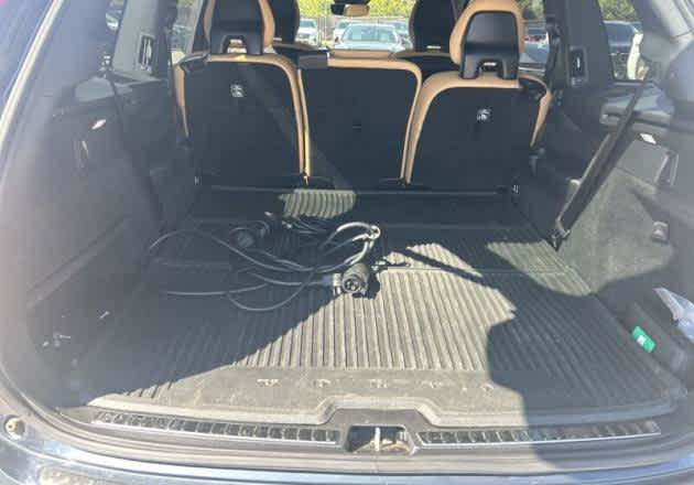 Used 2024 Volvo XC90 T8 Ultimate w/ Protection Package Premier AWD/4WD image 7