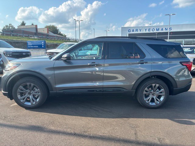 New 2026 Ford Explorer Active w/ Active Comfort Package AWD/4WD image 2