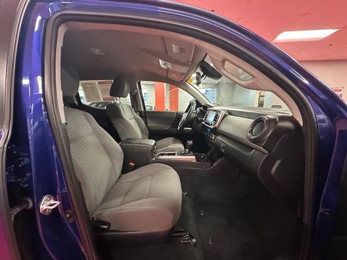 Certified 2023 Toyota Tacoma SR5 image 15