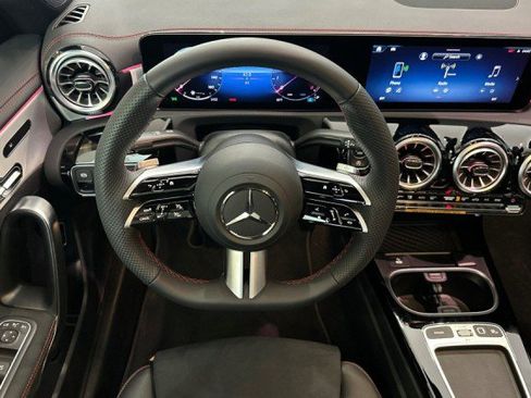 New 2025 Mercedes-Benz CLA 250 image 13