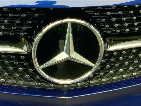 Used 2019 Mercedes-Benz C 300 Sedan image 31