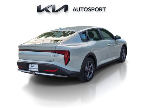 New 2026 Kia K4 FWD image 8