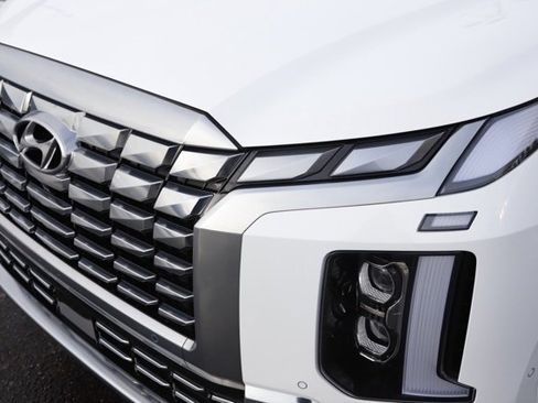 Certified 2025 Hyundai Palisade Calligraphy image 11